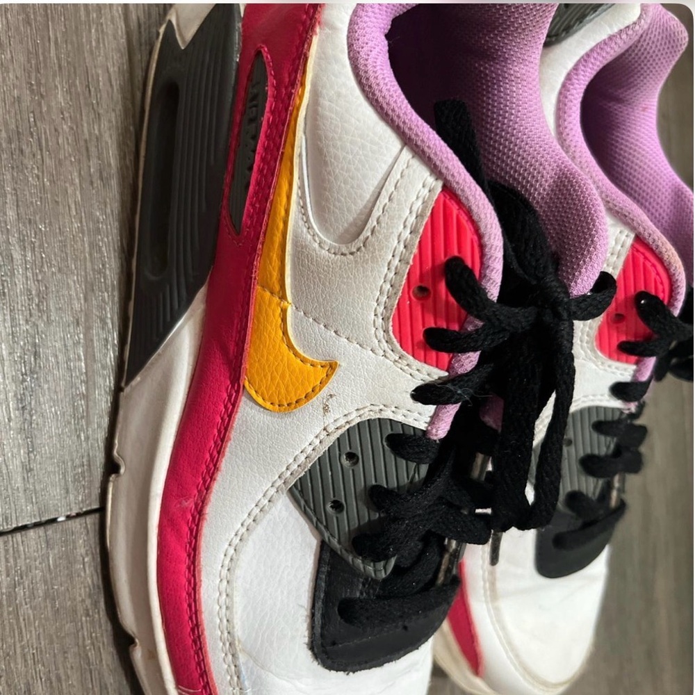 Nike air max purple,white,black,and orange youth 6 in men’s